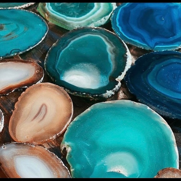 Sneak Peek! I am Ella🇨🇦💜I am a Posh Ambassador - Picture 1 of 5